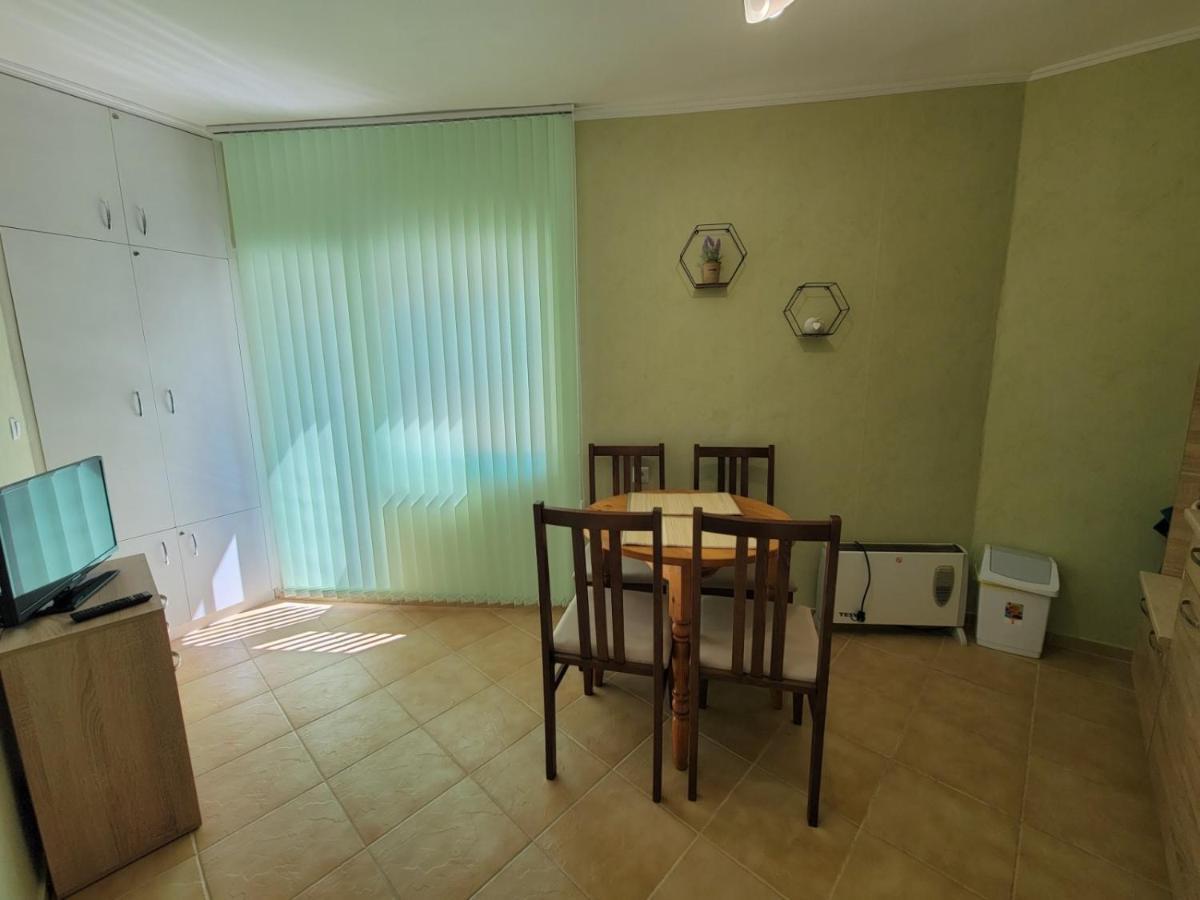 Prista Apartment Русе Экстерьер фото